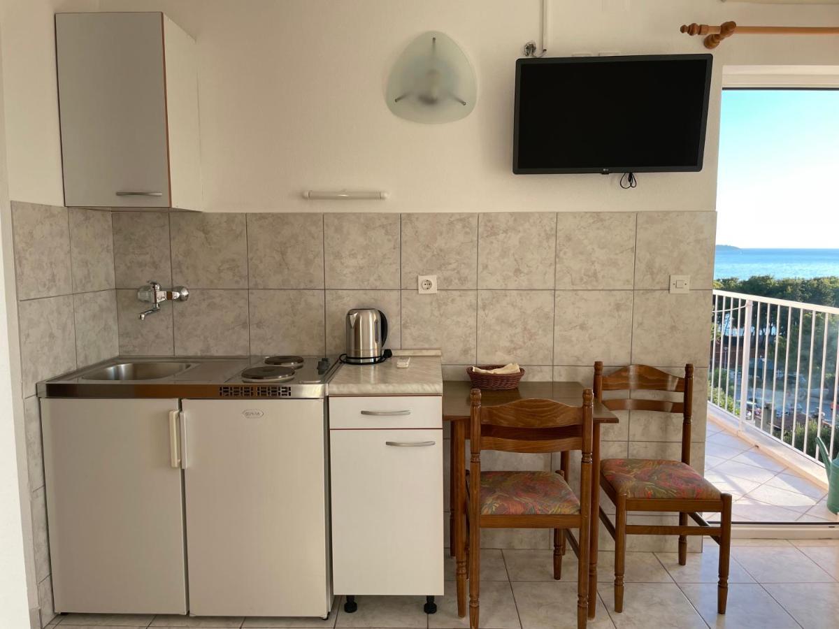 Apartment Maxim プリモシュテン エクステリア 写真