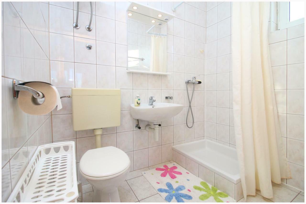 Apartment Maxim プリモシュテン エクステリア 写真